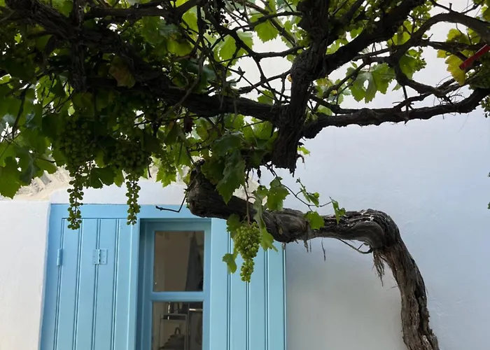 Dream House Little - Amorgos